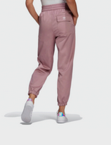 adicolor classic joggers